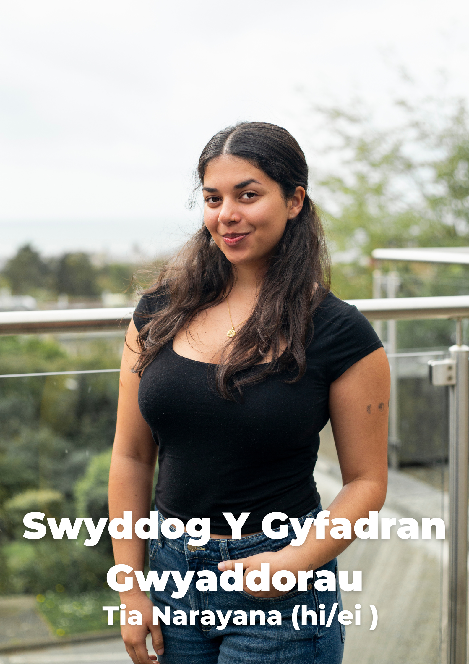 GYFADRAN BUSNES A'R GWYDDORAU FFISEGOL (IS) - ZOE HAYNE (hi/ei)